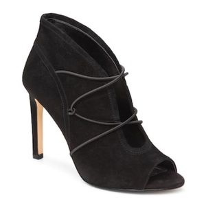 BCBGeneration Corrina Pump | great condition!